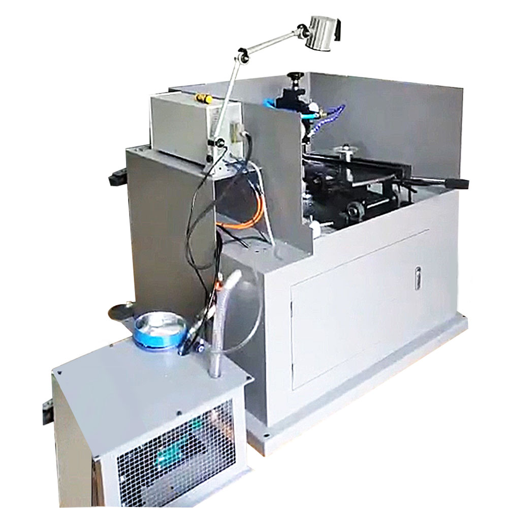 Characteristics and precautions of drilling machine